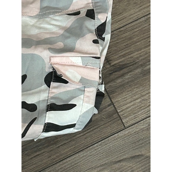 VIP Jeans Pink Camo Cargo Jogger Pants Y2K Streetwear Size 15/32 - Picture 4 of 5